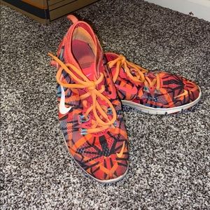 Used women’s Nikes